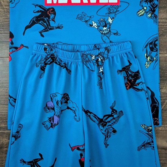 Marvel 2-Piece Pajama Set - Picture 3 of 9